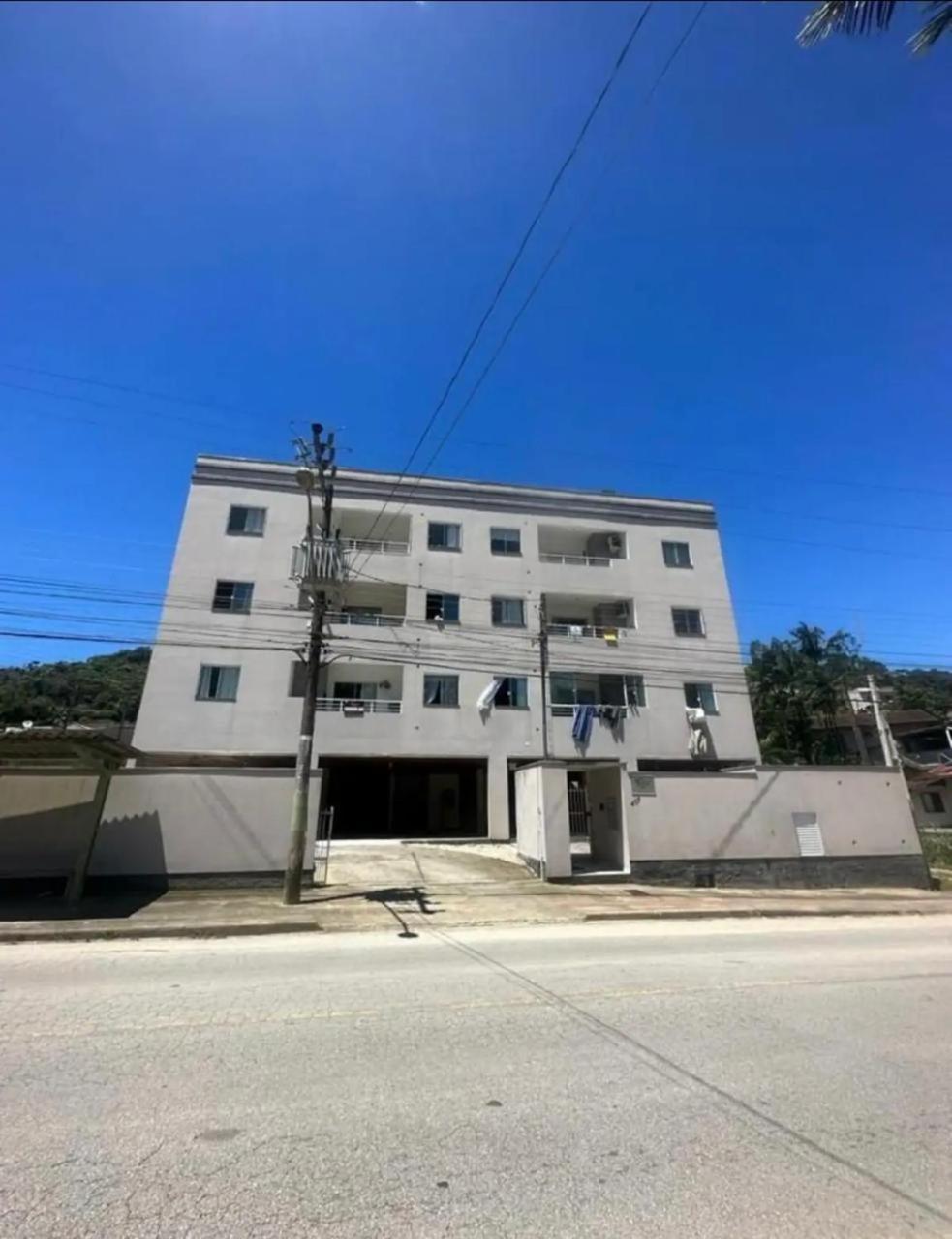 Ape Familiar Apartment บรุสเก ภายนอก รูปภาพ